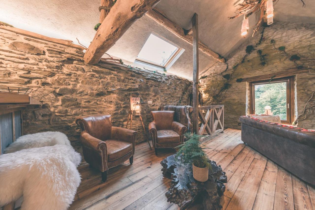Romantic Getaway - Sauna And Jacuzzi - El Clandestino Stoumont Bagian luar foto