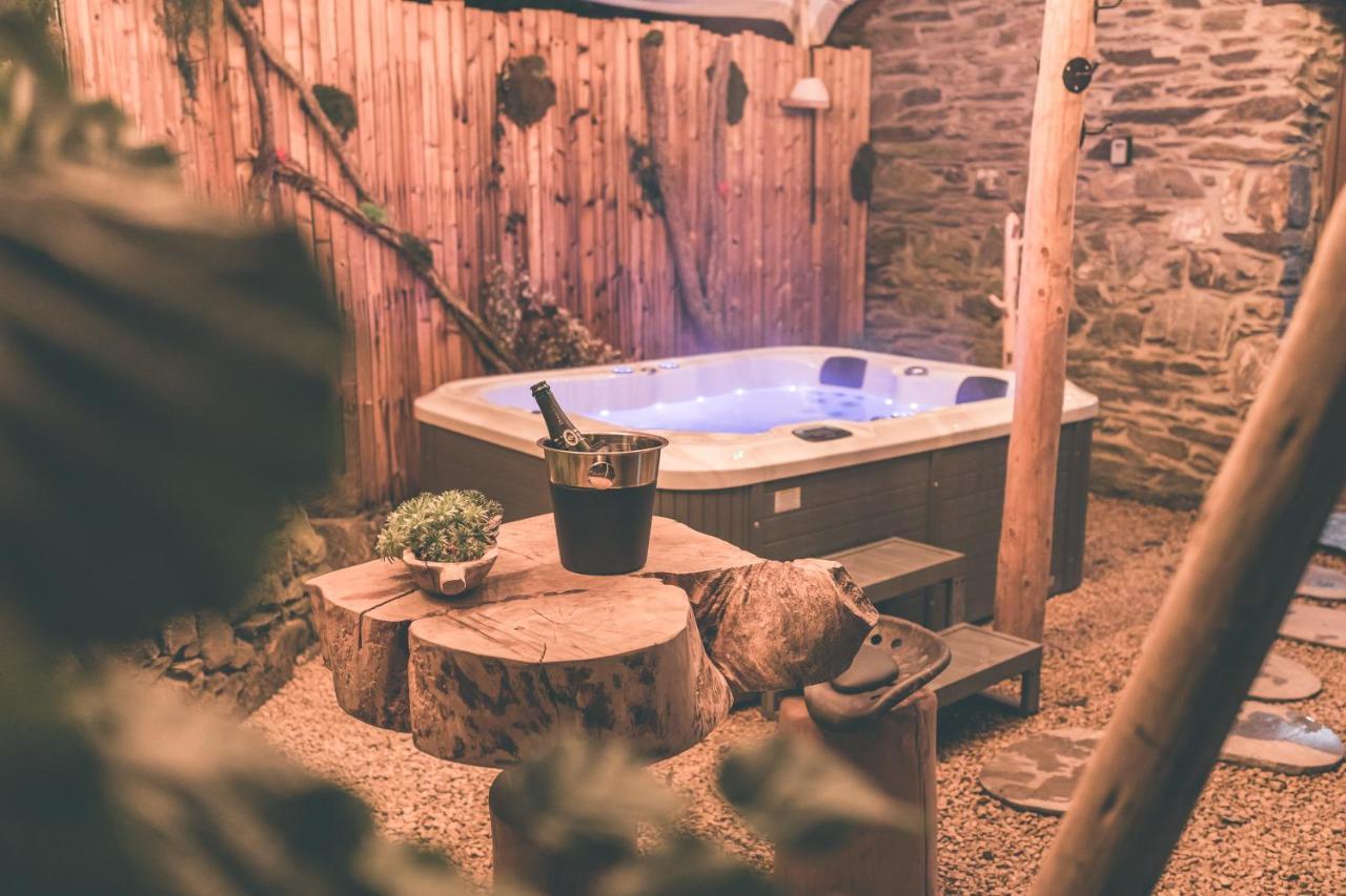 Romantic Getaway - Sauna And Jacuzzi - El Clandestino Stoumont Bagian luar foto