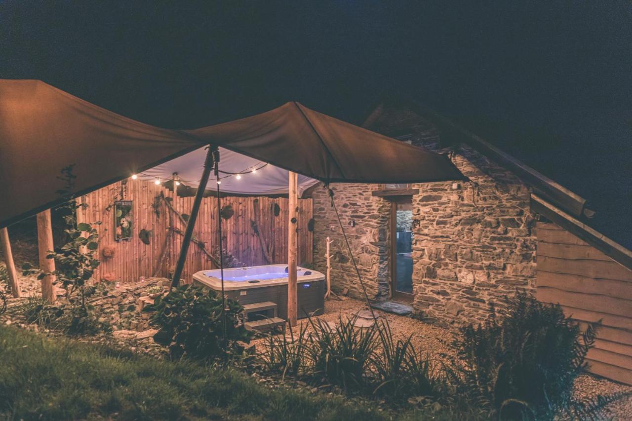 Romantic Getaway - Sauna And Jacuzzi - El Clandestino Stoumont Bagian luar foto