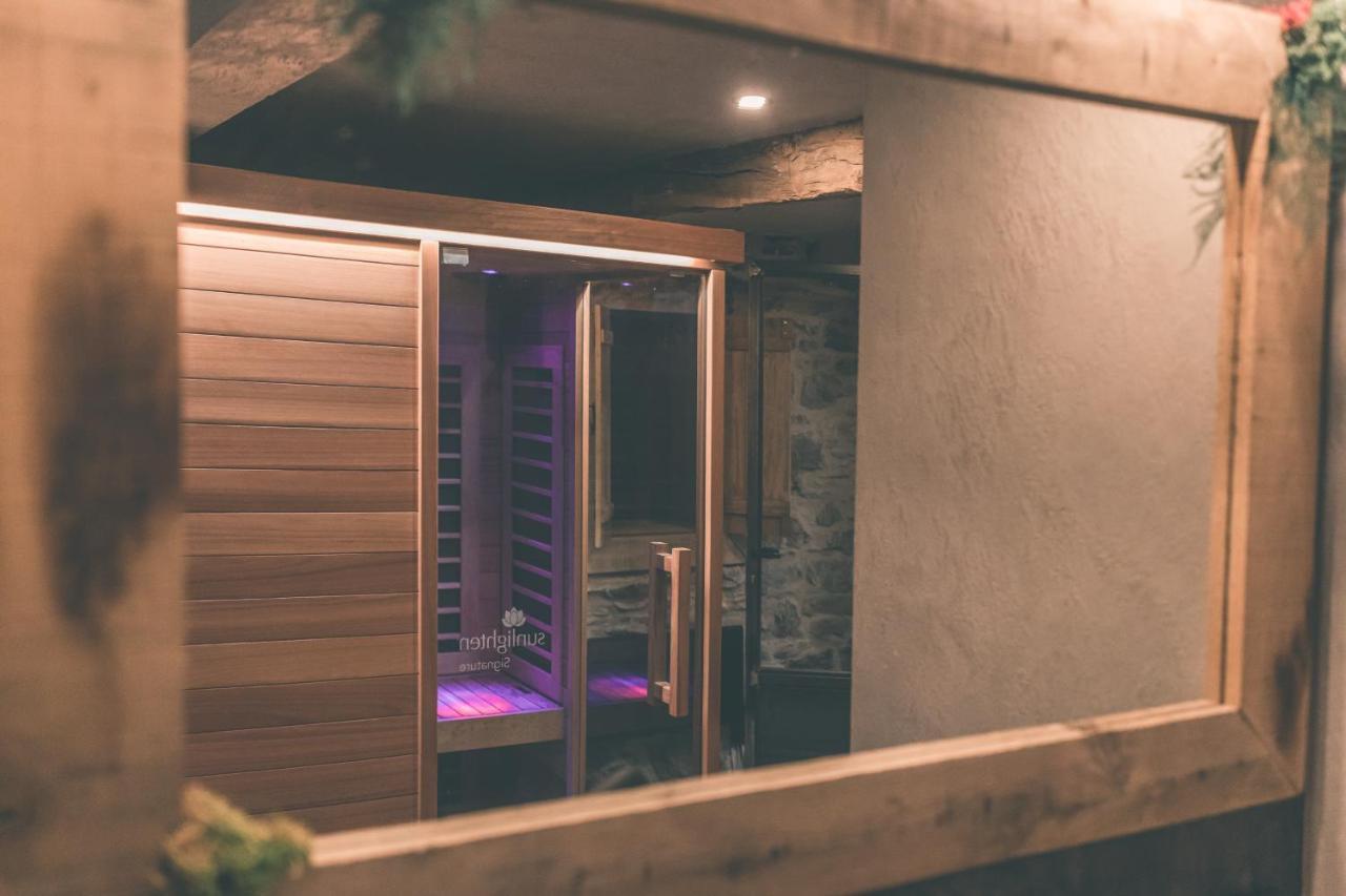 Romantic Getaway - Sauna And Jacuzzi - El Clandestino Stoumont Bagian luar foto