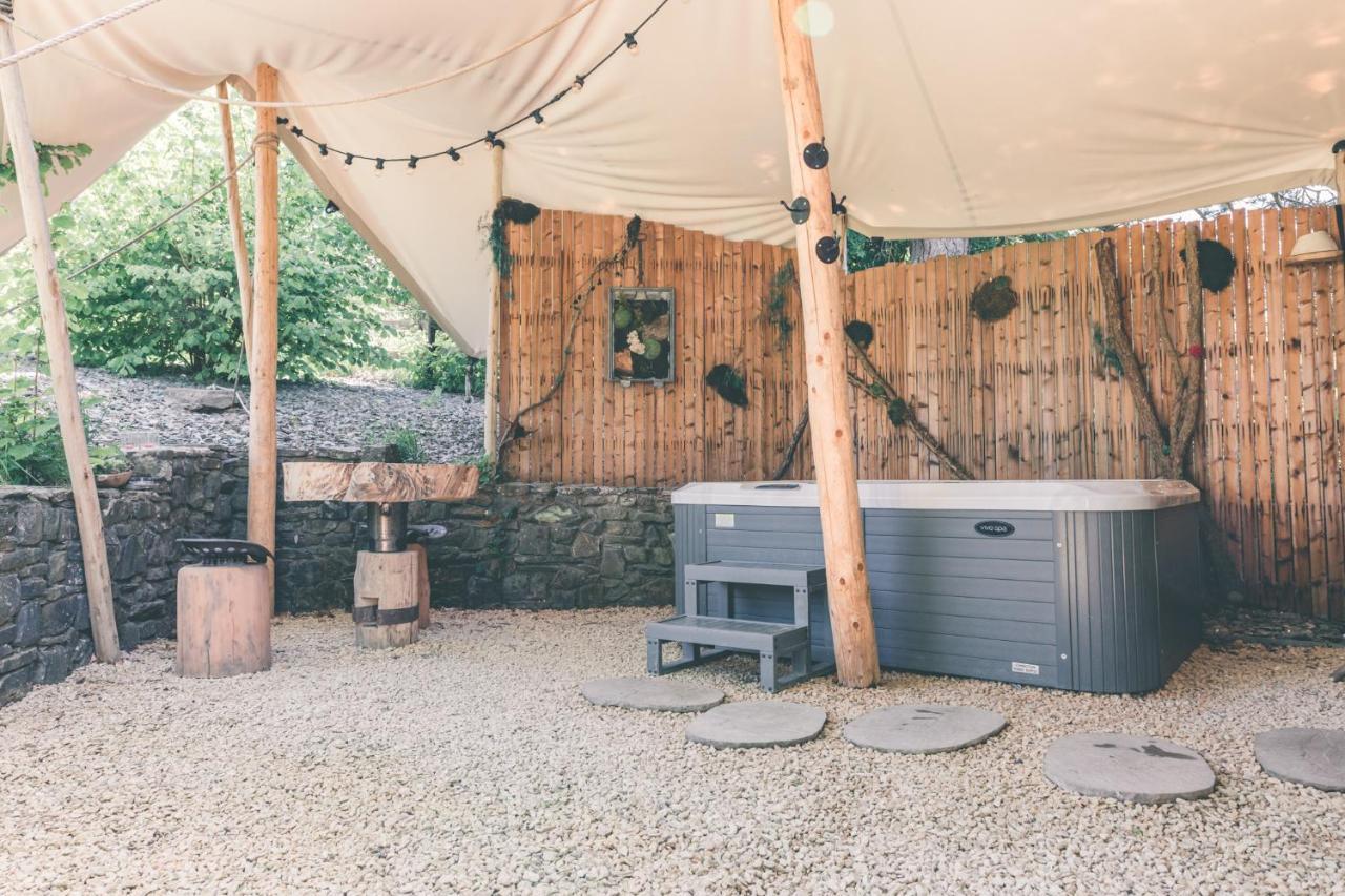Romantic Getaway - Sauna And Jacuzzi - El Clandestino Stoumont Bagian luar foto